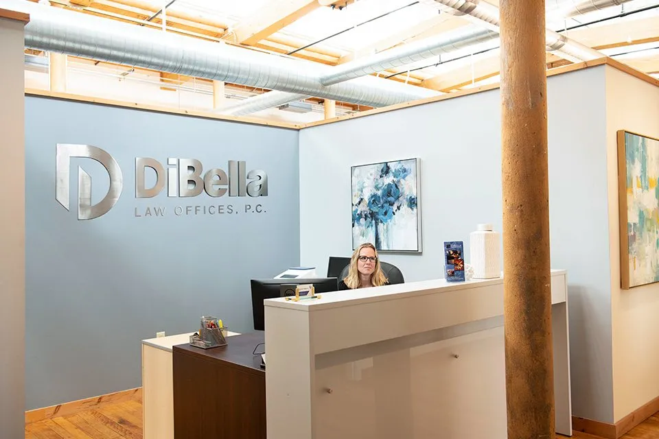 Dibella Front desk 