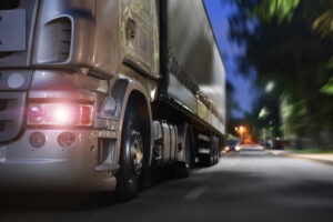 a-boston-truck-accident-lawyer-investigates-a-crash-that-occured-at-night